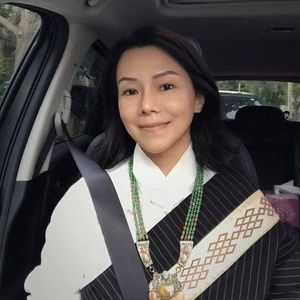 Meet your Posher, Christy